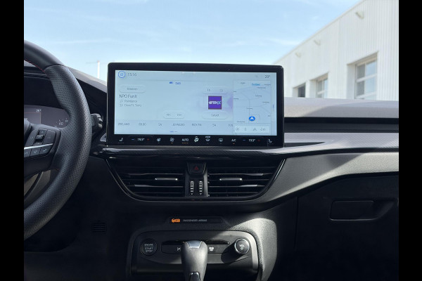 Ford FOCUS Wagon 1.0 EcoBoost Hybrid ST Line 155pk | Winterpack | Adaptive cruise control | Dodehoeksensoren | Driver Assistance Pack | Orig. NL auto | Camera