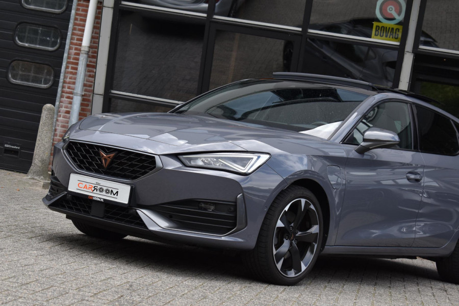 CUPRA Leon 1.4 e-Hybrid VZ Business Pano Keyless Lane Camera