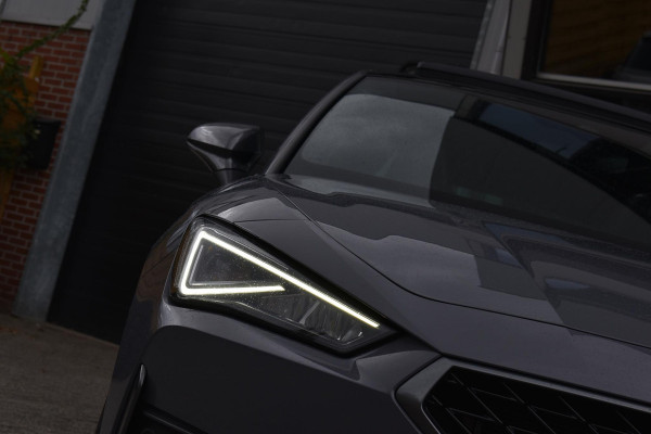 CUPRA Leon 1.4 e-Hybrid VZ Business Pano Keyless Lane Camera