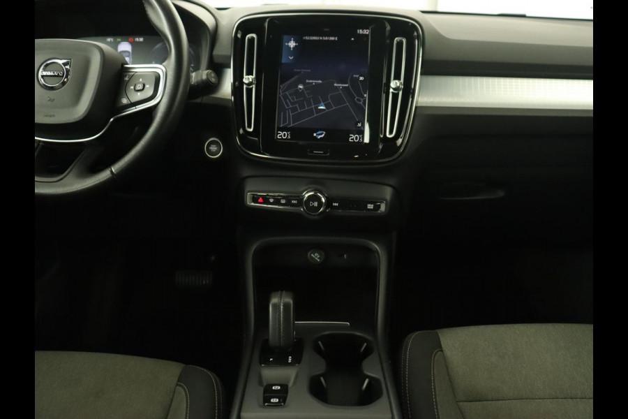Volvo XC40 1.5 T4 Recharge Inscription Expression | SOH 86,3% | Trekhaak | Carplay | Navigatie | Climate control | Parkeerhulp | Cruise control | Full LED | PHEV | Plug In