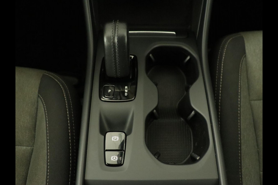 Volvo XC40 1.5 T4 Recharge Inscription Expression | SOH 86,3% | Trekhaak | Carplay | Navigatie | Climate control | Parkeerhulp | Cruise control | Full LED | PHEV | Plug In