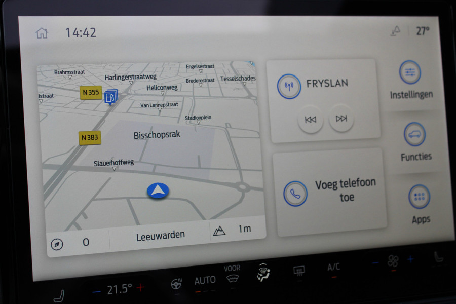 Ford Puma 1.0-125pk EcoBoost Mild-Hybrid ST-Line X. Fabr. garantie t/m 13-11-2029 ! Slechts 4.000km ! Autm. airco, adapt. cruise cntrl, navigatie, telefoonvoorb., elektr. pano-dak, stoel-, stuur- en voorraamverw., side- en lane assist, LED verl. etc.