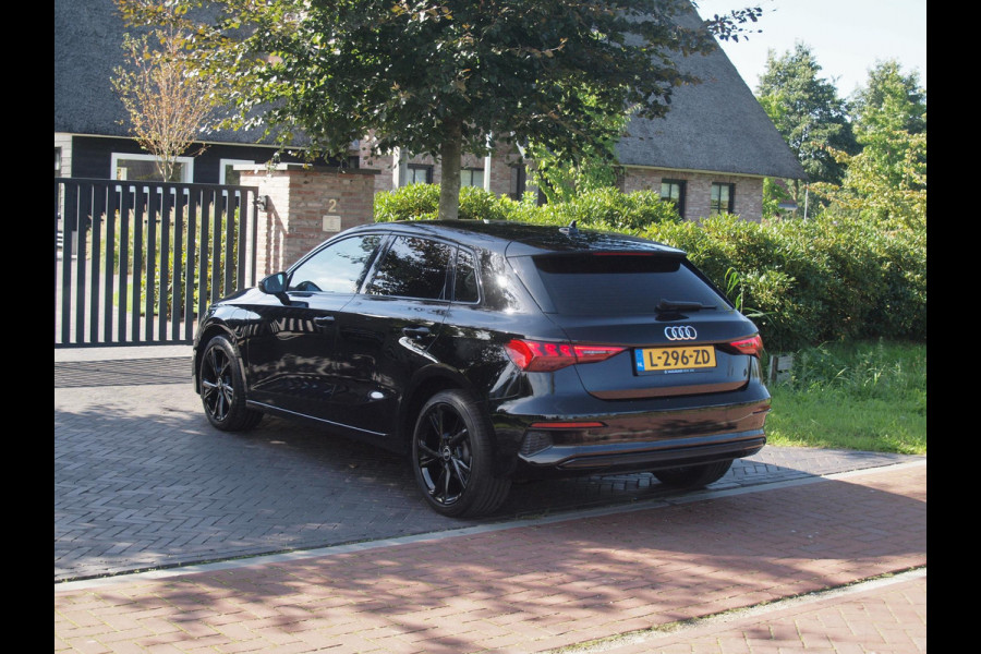 Audi A3 Sportback 40 TFSI e Business edition | Apple Carplay | Sportstoelen | DAB | Navi | NL-Auto |