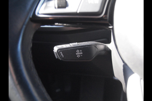 Audi A3 Sportback 40 TFSI e Business edition | Apple Carplay | Sportstoelen | DAB | Navi | NL-Auto |