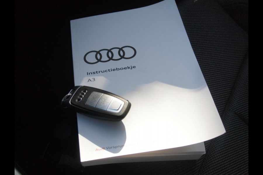 Audi A3 Sportback 40 TFSI e Business edition | Apple Carplay | Sportstoelen | DAB | Navi | NL-Auto |