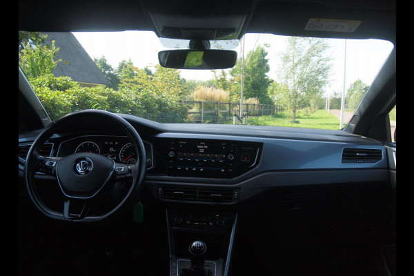Volkswagen Polo 1.0 TSI Highline | Apple Carplay | Sportstoelen | LED | ACC | NL-Auto |