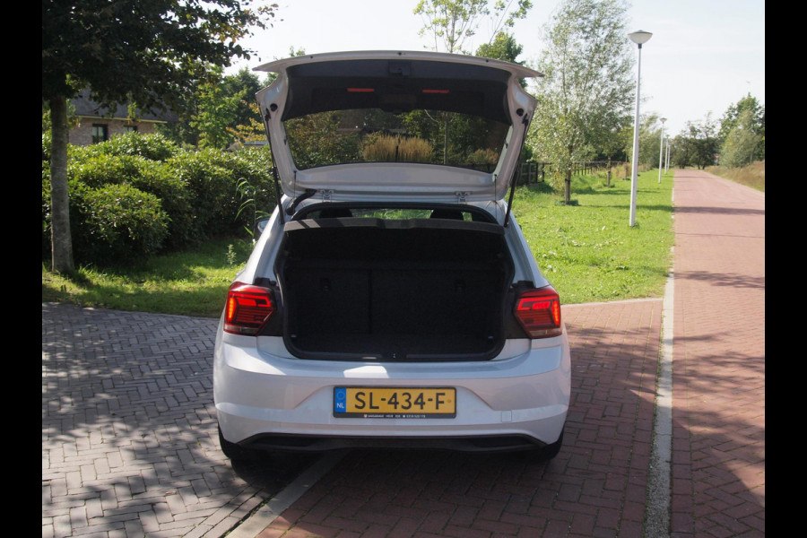 Volkswagen Polo 1.0 TSI Highline | Apple Carplay | Sportstoelen | LED | ACC | NL-Auto |