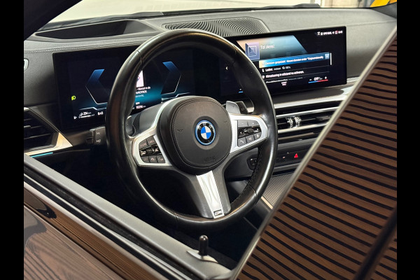 BMW 3 Serie Touring 330e M-Sport Pro | LCI | Dravitgrau | 292PK | Plug-in Hybrid |Carplay | 19” | Harman Kardon | Trekhaak