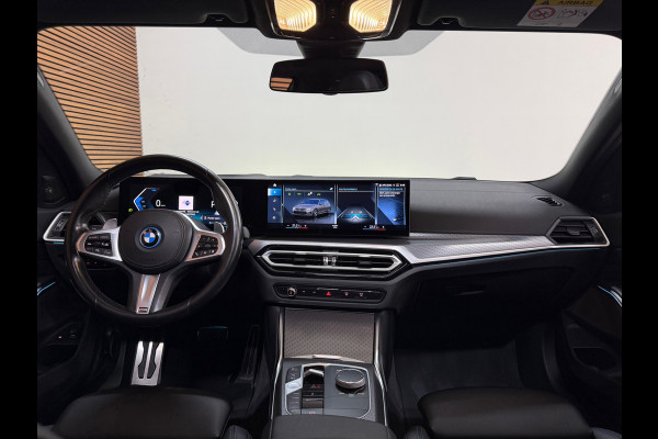 BMW 3 Serie Touring 330e M-Sport Pro | LCI | Dravitgrau | 292PK | Plug-in Hybrid |Carplay | 19” | Harman Kardon | Trekhaak