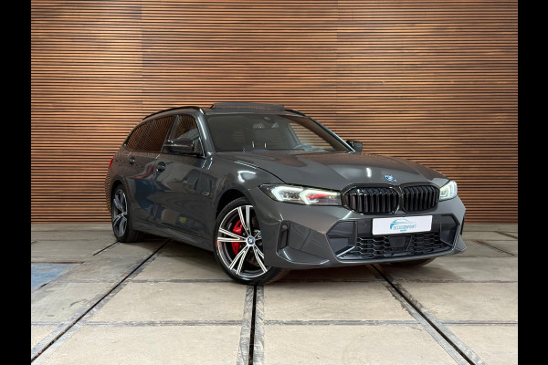 BMW 3 Serie Touring 330e M-Sport Pro | LCI | Dravitgrau | 292PK | Plug-in Hybrid |Carplay | 19” | Harman Kardon | Trekhaak
