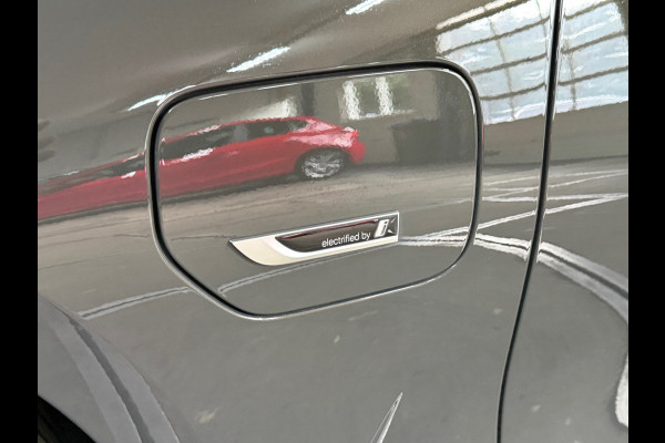 BMW 3 Serie Touring 330e M-Sport Pro | LCI | Dravitgrau | 292PK | Plug-in Hybrid |Carplay | 19” | Harman Kardon | Trekhaak