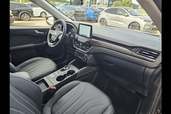 Ford Kuga 2.5 PHEV Vignale 225 pk | Trekhaak Wegklapbaar | 20" velgen | Adaptive cruise | Blind spot | Winterpack | Full led | Vol leder etc.
