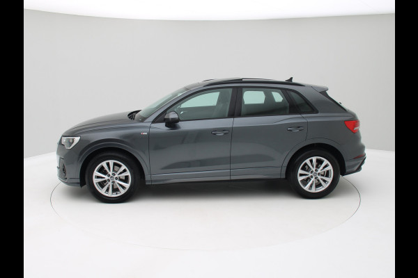Audi Q3 35 TDI S-Line Pano, Carplay, Stoelverwarming