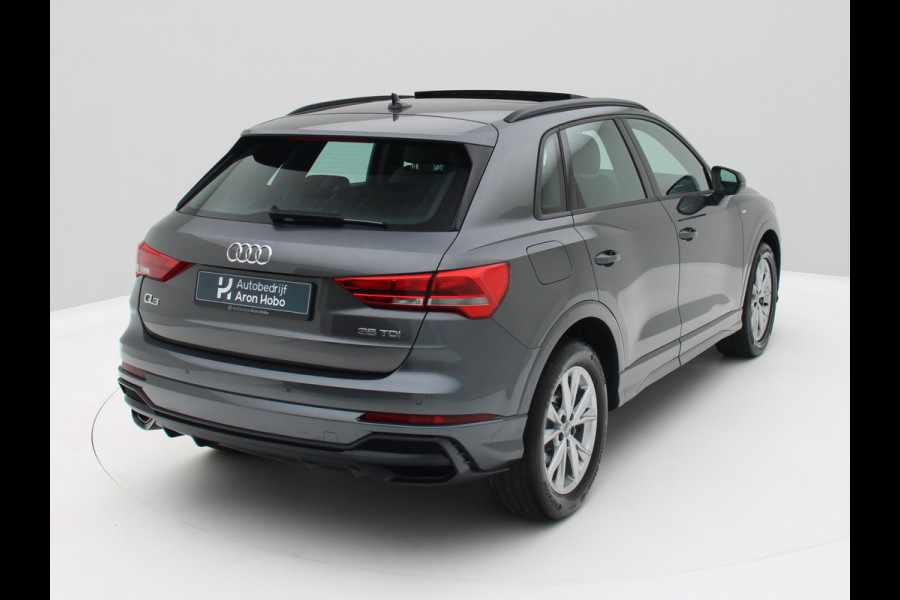 Audi Q3 35 TDI S-Line Pano, Carplay, Stoelverwarming