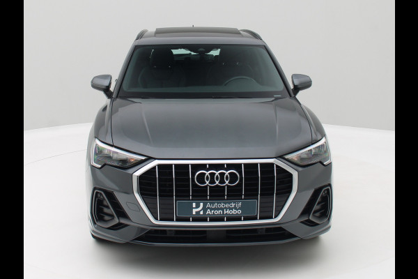 Audi Q3 35 TDI S-Line Pano, Carplay, Stoelverwarming