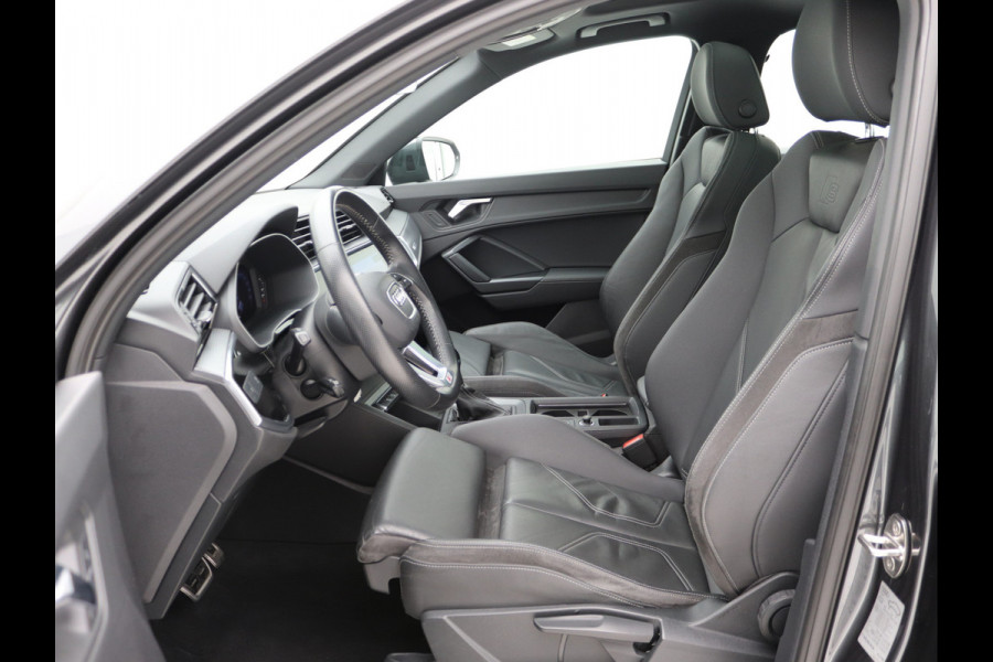 Audi Q3 35 TDI S-Line Pano, Carplay, Stoelverwarming