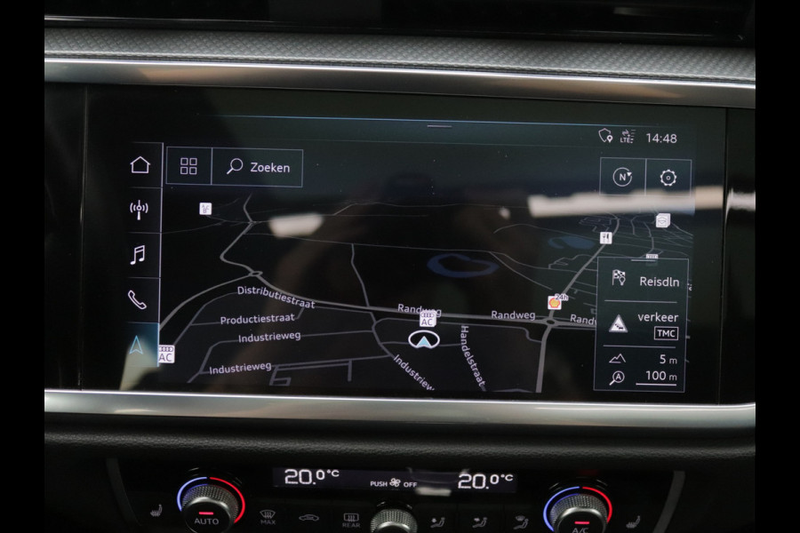 Audi Q3 35 TDI S-Line Pano, Carplay, Stoelverwarming