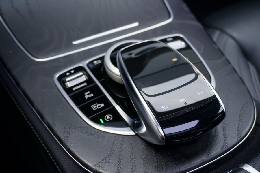 Mercedes-Benz E-Klasse Estate 400 d 4Matic Premium Plus AMG + PANO / MEMORY / BURMESTER / 360° / TREKHAAK