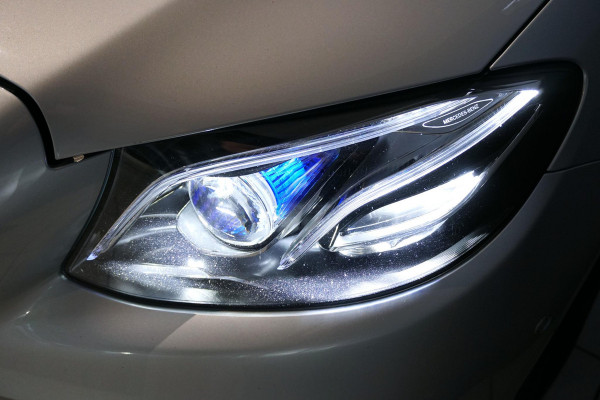 Mercedes-Benz E-Klasse Estate 400 d 4Matic Premium Plus AMG + PANO / MEMORY / BURMESTER / 360° / TREKHAAK