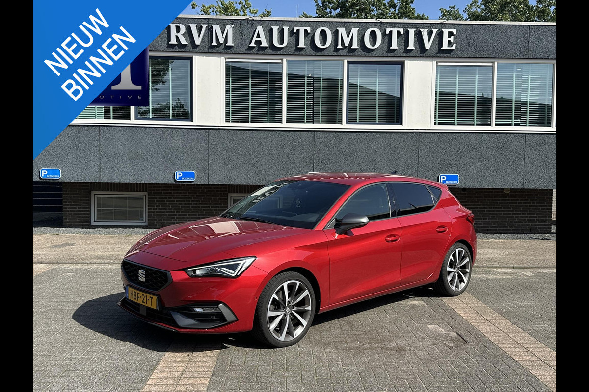 Seat Leon 1.5 eTSI FR VAN:22.900,- VOOR:19.877,- UW HERFSTVOORDEEL:3.023,- 150PK | STOEL + STUURVERWARMING |ACHTERUIT RIJ CAMERA | KEYLESS | DODEHOEK | APPLECARPLAY\AINDROID AUTO | TREKHAAK | RIJKLAAR GELEVERD MET 12 MND BOVAG GARANTIE | ADAP. CRUISE |