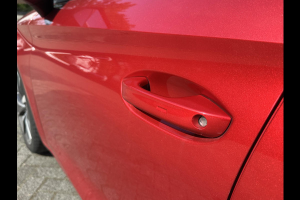 Seat Leon 1.5 eTSI FR VAN:22.900,- VOOR:19.877,- UW HERFSTVOORDEEL:3.023,- 150PK | STOEL + STUURVERWARMING |ACHTERUIT RIJ CAMERA | KEYLESS | DODEHOEK | APPLECARPLAY\AINDROID AUTO | TREKHAAK | RIJKLAAR GELEVERD MET 12 MND BOVAG GARANTIE | ADAP. CRUISE |