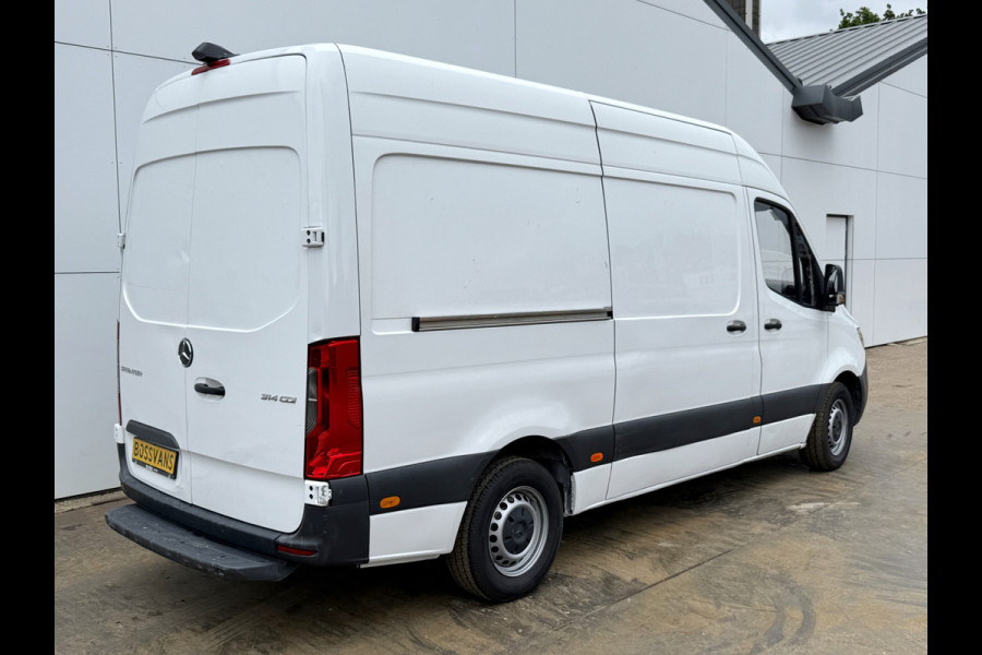 Mercedes-Benz Sprinter 314 2.2 140PK Automaat L2H2 Climate Control Cruise Control Carplay Camera