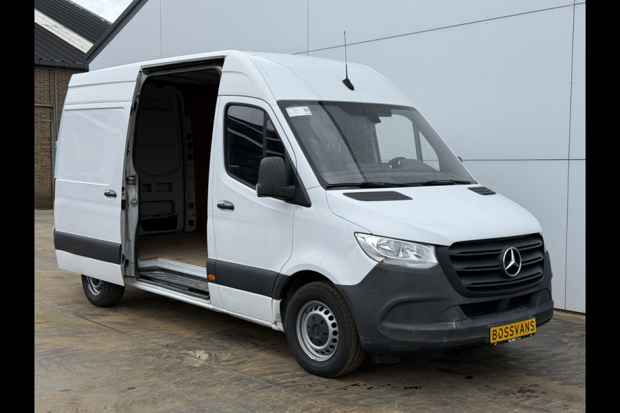 Mercedes-Benz Sprinter 314 2.2 140PK Automaat L2H2 Climate Control Cruise Control Carplay Camera