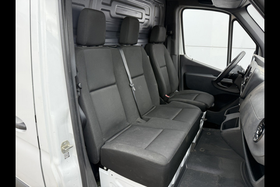 Mercedes-Benz Sprinter 314 2.2 140PK Automaat L2H2 Climate Control Cruise Control Carplay Camera