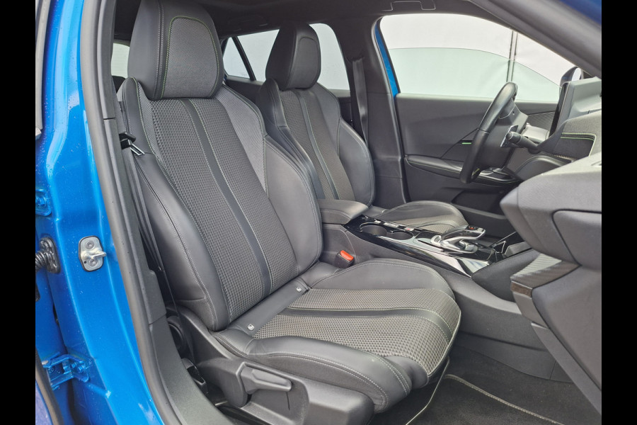 Peugeot 2008 1.2 131PK GT Pack Automaat Pano.dak Trekhaak Camera Navigatie GT-Line