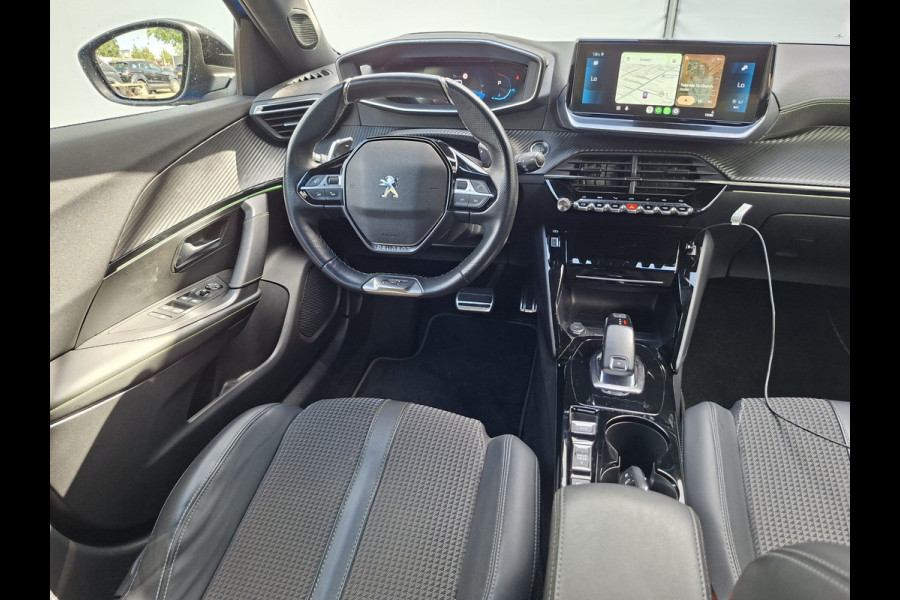 Peugeot 2008 1.2 131PK GT Pack Automaat Pano.dak Trekhaak Camera Navigatie GT-Line