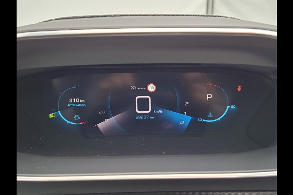 Peugeot 2008 1.2 131PK GT Pack Automaat Pano.dak Trekhaak Camera Navigatie GT-Line