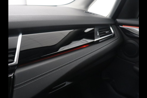 BMW 2 Serie Active Tourer 225xe iPerformance High Executive | Leder | Head up | Stoelverwarming | Camera | Park assist | Sfeerverlichting | Climate control | Full LED |