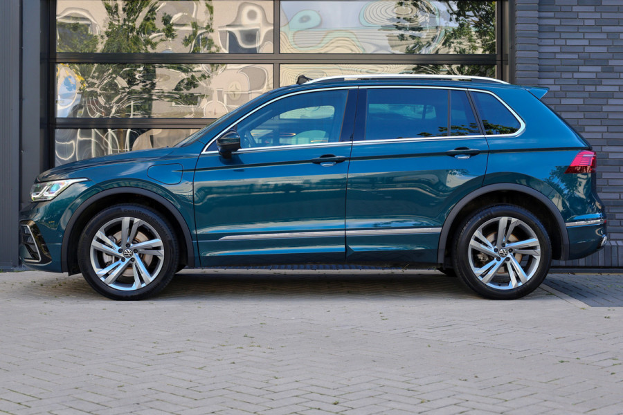 Volkswagen Tiguan 1.4 TSI eHybrid R-Line Business+ | BTW | PANO | LEDER | 2X MEMORY | ELEK.TREKHAAK |