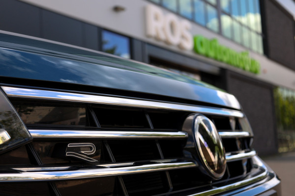 Volkswagen Tiguan 1.4 TSI eHybrid R-Line Business+ | BTW | PANO | LEDER | 2X MEMORY | ELEK.TREKHAAK |