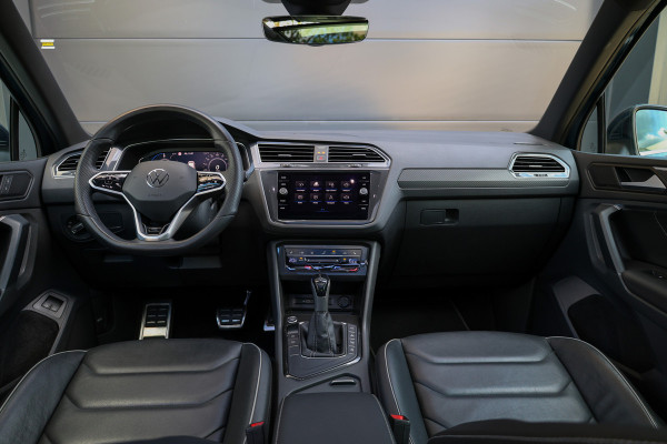Volkswagen Tiguan 1.4 TSI eHybrid R-Line Business+ | BTW | PANO | LEDER | 2X MEMORY | ELEK.TREKHAAK |