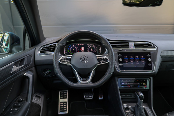 Volkswagen Tiguan 1.4 TSI eHybrid R-Line Business+ | BTW | PANO | LEDER | 2X MEMORY | ELEK.TREKHAAK |