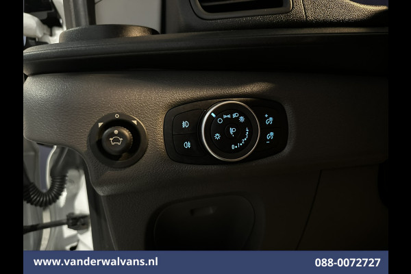 Ford Transit 2.0 TDCI 131pk L4H3 Euro6 Airco | Camera | Cruisecontrol | Verwarmde voorruit Parkeersensoren, Bijrijdersbank