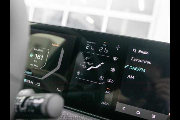 Kia EV3 GT-Line Business Edition 81.4 kWh | Actieprijs* | Navi. | Clima. | Adapt. Cruise. | Parkeersensoren | Dodehoekassistentie | Stoel&Stuur Verwarming | GT-Line Vegan Lederen Stoelbekleding