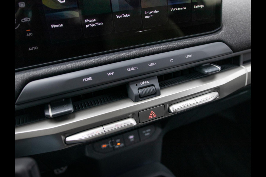 Kia EV3 GT-Line Business Edition 81.4 kWh | Actieprijs* | Navi. | Clima. | Adapt. Cruise. | Parkeersensoren | Dodehoekassistentie | Stoel&Stuur Verwarming | GT-Line Vegan Lederen Stoelbekleding