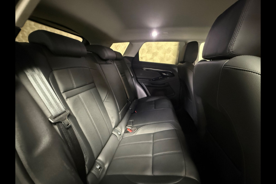 Land Rover Range Rover Evoque 1.5 P300e AWD SE | Stoelverwarming | Camera | Carplay | HUD