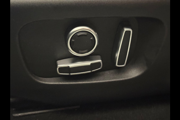 Land Rover Range Rover Evoque 1.5 P300e AWD SE | Stoelverwarming | Camera | Carplay | HUD