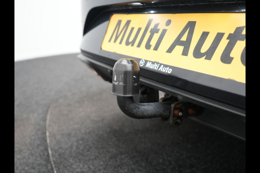 CUPRA Leon Sportstourer 1.4 e-Hybrid PHEV 245pk Dealer O.H | Trekhaak | Adaptive Cruise | Sportstoelen & Stuur Verwarmd | Apple Carplay | Sfeerverlichting | Keyless | Virtual | Navigatie | DAB | 19"L.M |