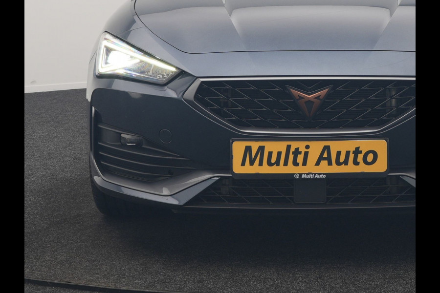 CUPRA Leon Sportstourer 1.4 e-Hybrid PHEV 245pk Dealer O.H | Trekhaak | Adaptive Cruise | Sportstoelen & Stuur Verwarmd | Apple Carplay | Sfeerverlichting | Keyless | Virtual | Navigatie | DAB | 19"L.M |