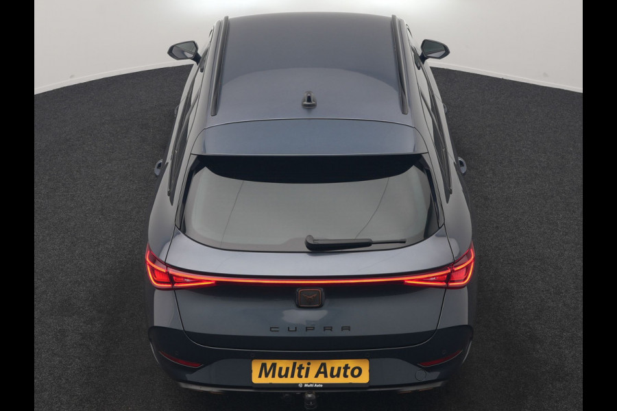 CUPRA Leon Sportstourer 1.4 e-Hybrid PHEV 245pk Dealer O.H | Trekhaak | Adaptive Cruise | Sportstoelen & Stuur Verwarmd | Apple Carplay | Sfeerverlichting | Keyless | Virtual | Navigatie | DAB | 19"L.M |