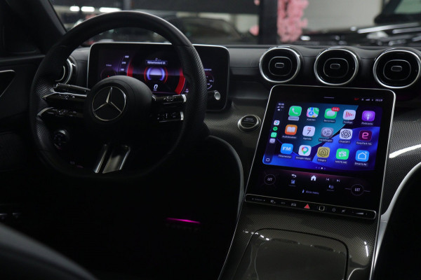 Mercedes-Benz C-Klasse 300 E AMG Line PANO/CARPLAY/SFEERV/CAMERA/BOMVOL