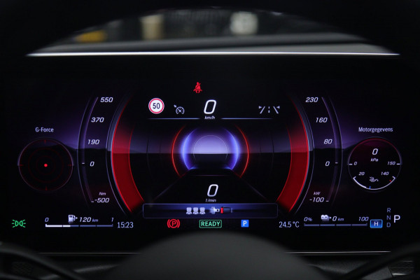 Mercedes-Benz C-Klasse 300 E AMG Line PANO/CARPLAY/SFEERV/CAMERA/BOMVOL