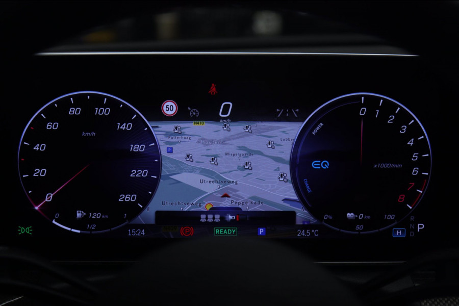 Mercedes-Benz C-Klasse 300 E AMG Line PANO/CARPLAY/SFEERV/CAMERA/BOMVOL