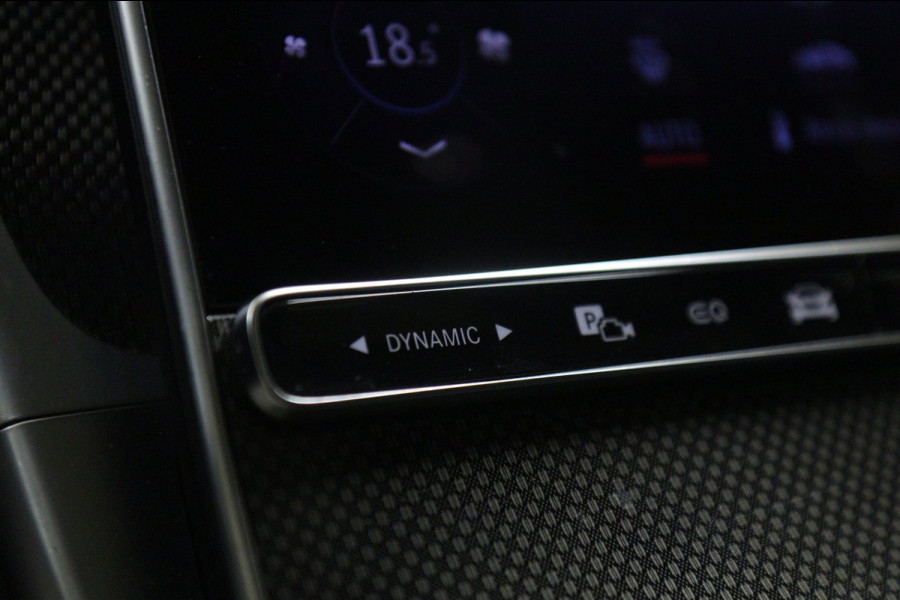 Mercedes-Benz C-Klasse 300 E AMG Line PANO/CARPLAY/SFEERV/CAMERA/BOMVOL