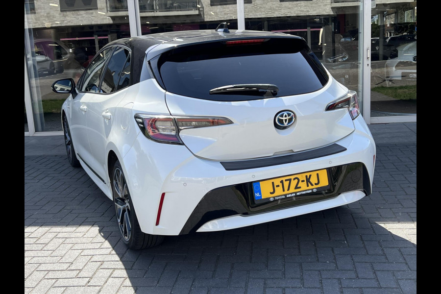 Toyota Corolla 1.8 Hybrid Executive | Parelmoer wit, 18 inch, Leer/Alcantara, Stoelverwarming, Parkeersensoren, Keyless, Apple CarPlay/Android