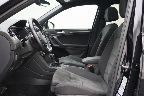 Volkswagen Tiguan Allspace 1.5 TSI Highline Business R 7p. Panoramadak, Keyless, ACC, Trekhaak, Apple Carplay, Camera, 20"